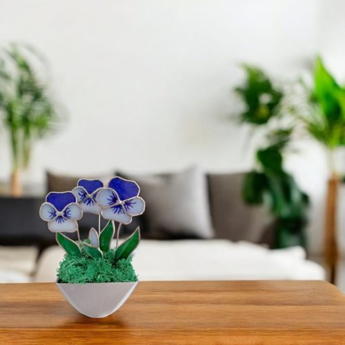 otthoni dekoráció - Kék üveg árvácska kaspóban örökvirág