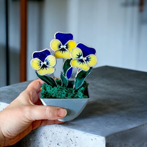 Elegáns üveg virágdísz - Árvácska kaspóban örökvirág dekoráció