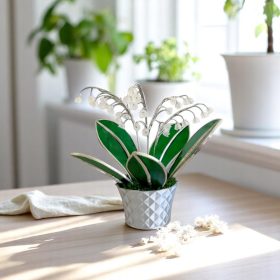 Üveg lakásdekoráció - Gyöngyvirág kaspóban örökvirág