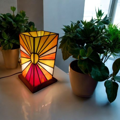 Napfényes reggelek, meghitt esték - Különleges tiffany lámpa