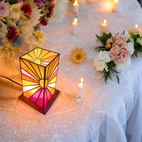 Nászajándék ötlet - Egyedi tiffany asztali lámpa